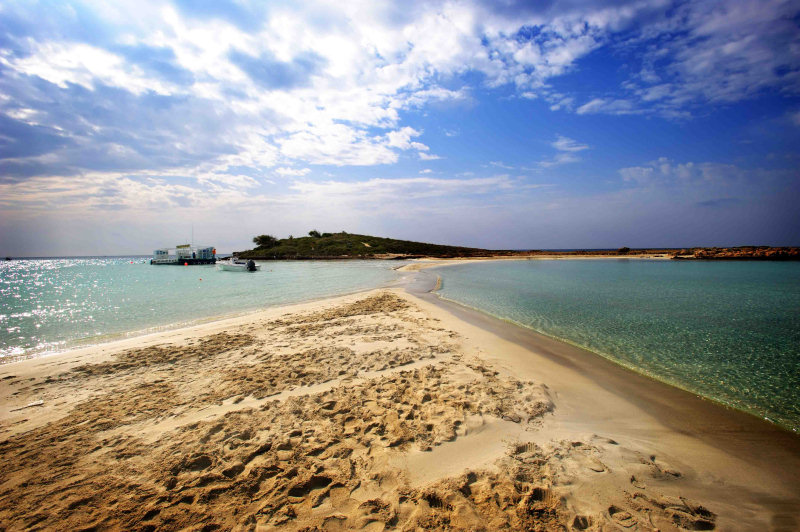 Piesočná pláž Cyprus - 2