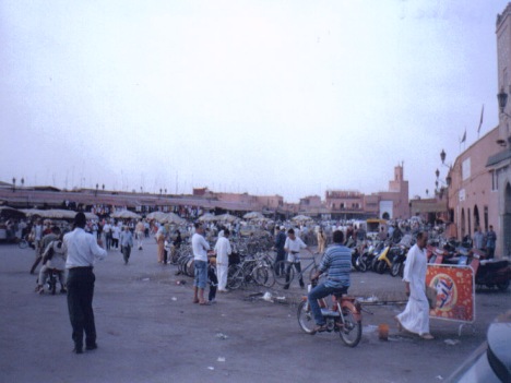 Maroko - Marakéš (Marakech) - bazár - 4
