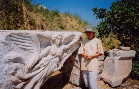 Turecko - Efez - pozostatky antického mesta, symbol Nike - 34