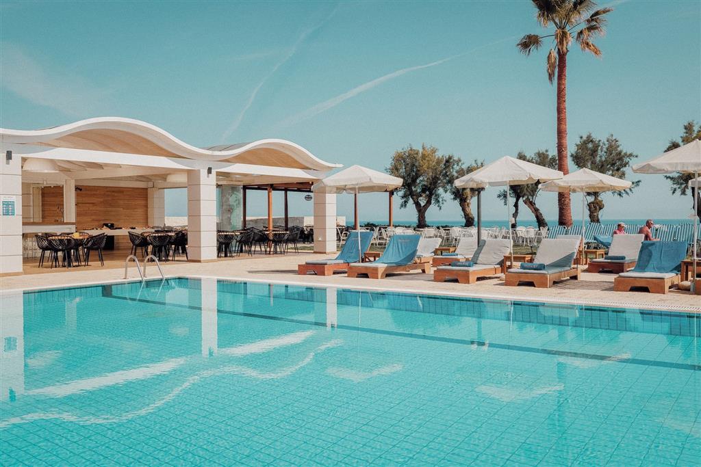 Ultra LAST MINUTE – Grécko, Kréta – Malia Bay Beach Hotel & Bungalows 4* za 493 € z Bratislavy (7 nocí, Polpenzia)