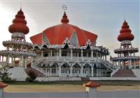 Guyany a Surinam, najexotickejší týždeň v živote - Drevené Paramaribo - hinduistický chrám - 2