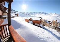 Výhľad z rezidencie Hermine (© Le Chalet des Neiges) - Lyžovačky v Alpách  www.hitka.sk