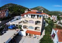 Penzión Villa Jelavić S Bazénom - 2