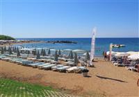 Lonicera Resort & Spa - Turecko - Alanya - Hotel Lonicera World - ležadlá na pláži - 4