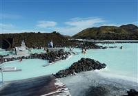 Island pre rodiny - Kúpanie sa v Modrej lagúne máte už v cene. Voda je príjemne teplá aj pre deti. - 2