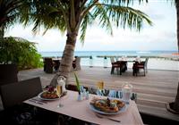 Kuramathi Maldives - Lobstre za príplatok. Všetko ue však možné. Rozhodnete sa na mieste podľa okolností - 4