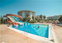 Sea World Resort & SPA - Sea World Resort & SPA 5* - bazén so šmýkačkami - 3