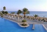 Sunrise Beach Hotel 5* - bazén