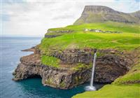 Očarujúce Faerské ostrovy a magické Dánsko - Vodopád Mulafossur, ktorý bol do roku 2004 dostupný iba helikoptérou, teraz uvidí každý klient BUBO. - 4
