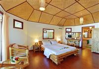 Thulhagiri Island Resort - Deluxe bungalov interiér - 3