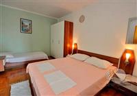 Apartmány Kartelo - Dovolenka / zájazdy / cestovanie, Chorvátsko, ostrov Čiovo - apartmány Kartelo - č. 4 - 1/3 apt. - 2