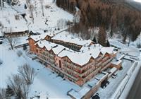 Adamello Resort – 6denní lyžařský balíček s denním přejezdem, skipasem a dopravou v ceně - 2