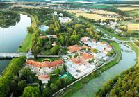 Pohľad z výšky na hotel Spa Hotel Splendid