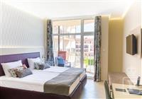 Astoria - 4