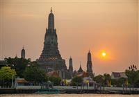 Thajsko s deťmi - Bangkok, Krabi - Rozprávkové chrámy mesta anjelov. Wat Arun je chrámom boha úsvitu. foto: Katka Líšková - BUBO - 2