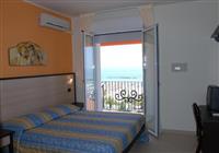 Cristall - Hotel Cristall*** - San Benedetto del Tronto - 2