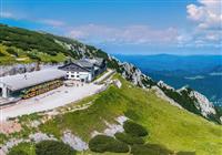 Vláčikom na horu Schneeberg, slávne buchty a mestečko Wiener Neustadt - 2