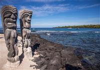 Srdce Pacifiku - Havaj, Samoa a ponad dátumovú líniu - Zámerom tiki bolo predstavovať veľmi dôležité, rešpektované autority, a to hlavné bohov, ochrancov a - 2