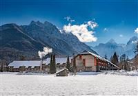 Různé hotely Kranjska Gora - lyžařský balíček na 3 noci, denní přejezd, wellness a polopenzí v ceně - 4