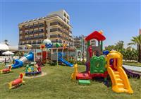 Glamour Resort & Spa - 12