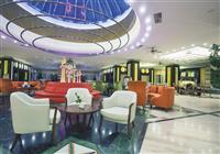 lobby hotela Belconti Resort v stredisku Belek v Turecku