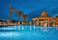 bazen hotela Seabank Resort&Spa v stredisku Mellieha Bay na ostrove Malta